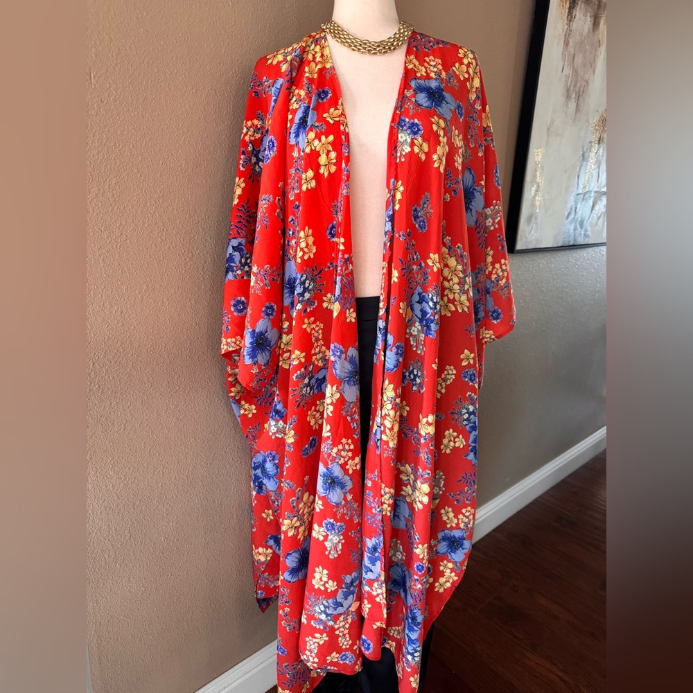 Peach Love California Red Floral Kimono Cardigan
Oversized - Picture 7 of 9
